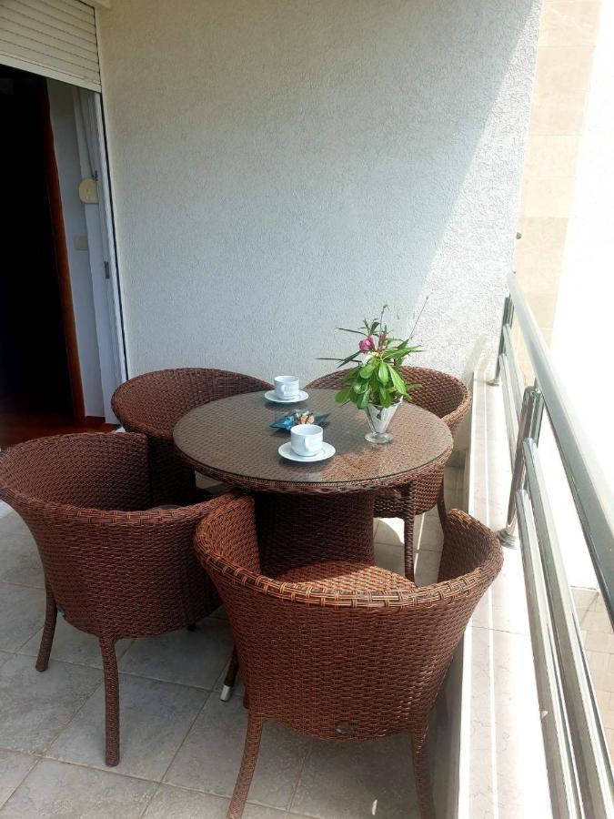 City & Sea Apartments بودفا الغرفة الصورة